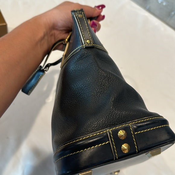 Authentic Louis Vuitton Suhali PM bag - Picture 6 of 13